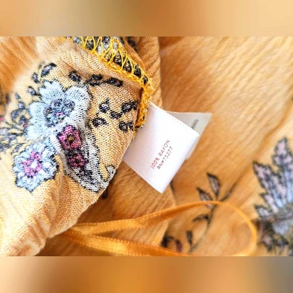 Lauren Conrad Mustard Yellow Floral Crinkle Flutter Ruffle Bell Sleeve Top Tie - Picture 10 of 10